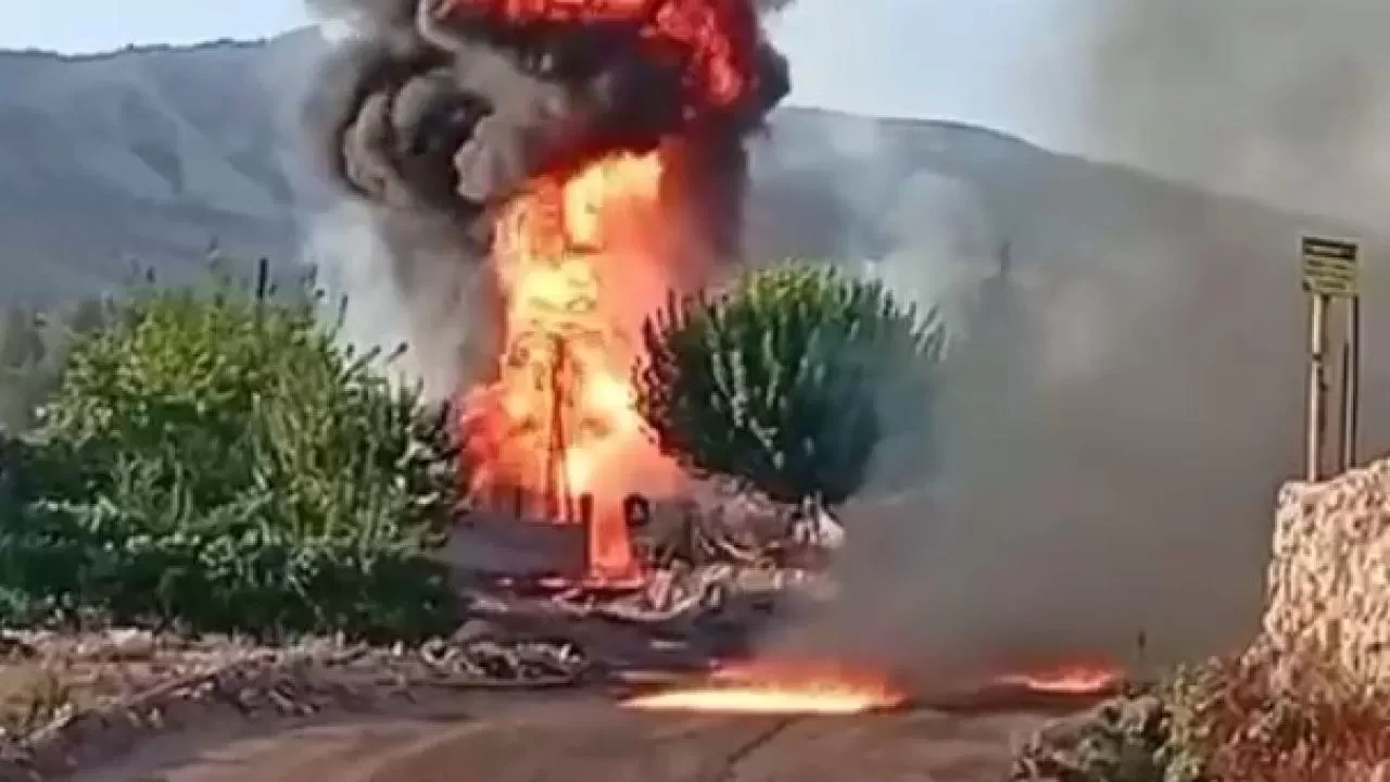 Mardin'de depoda çıkan yangın söndürüldü