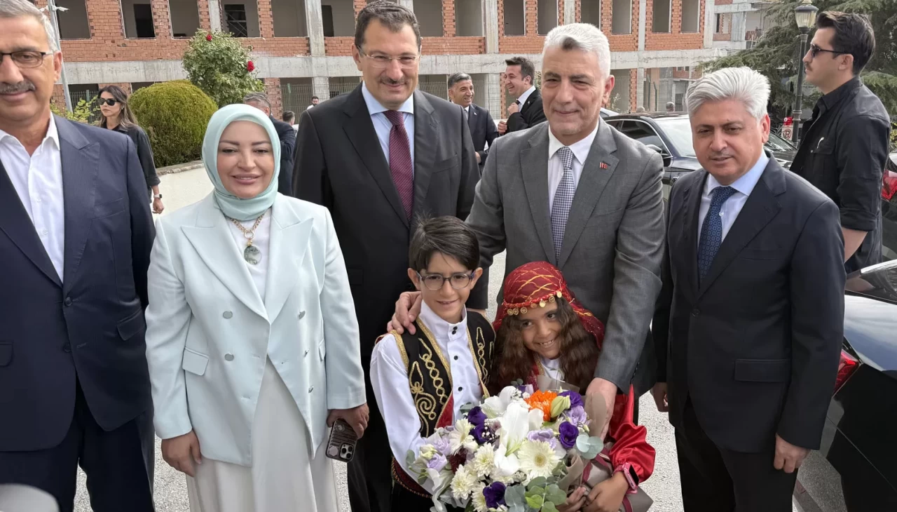 Ticaret Bakanı Bolat Sakarya'da