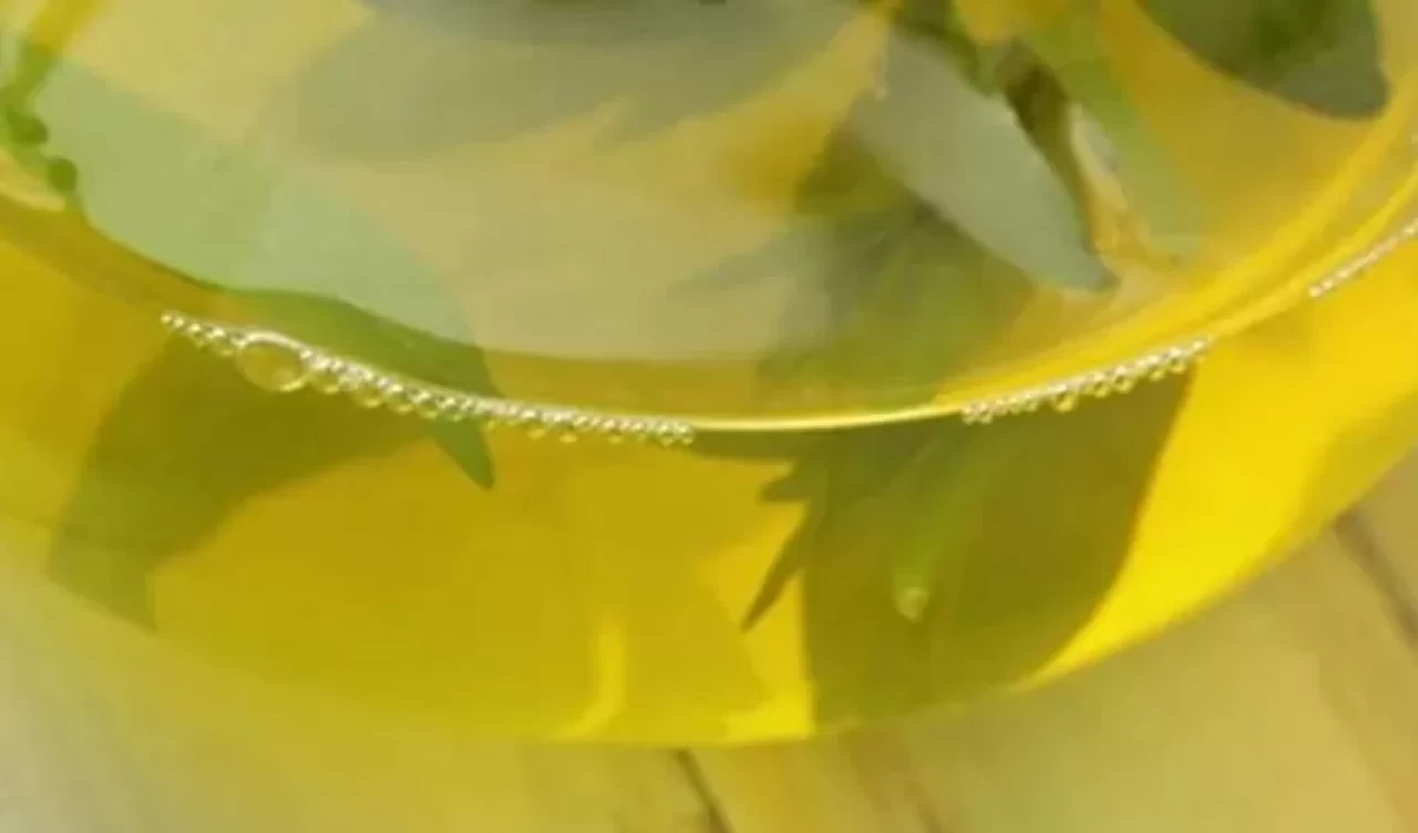 Aç karnına içerseniz metabolizma motor gibi çalışıyor