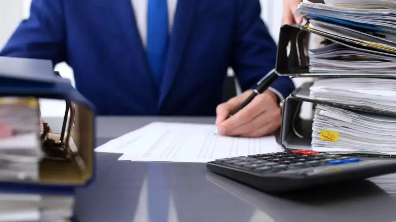 Sürdürülebilirlik Denetimi Yönetmeliği'nde değişiklik: Yetkili olmayan denetçilere 1 yıl daha izin