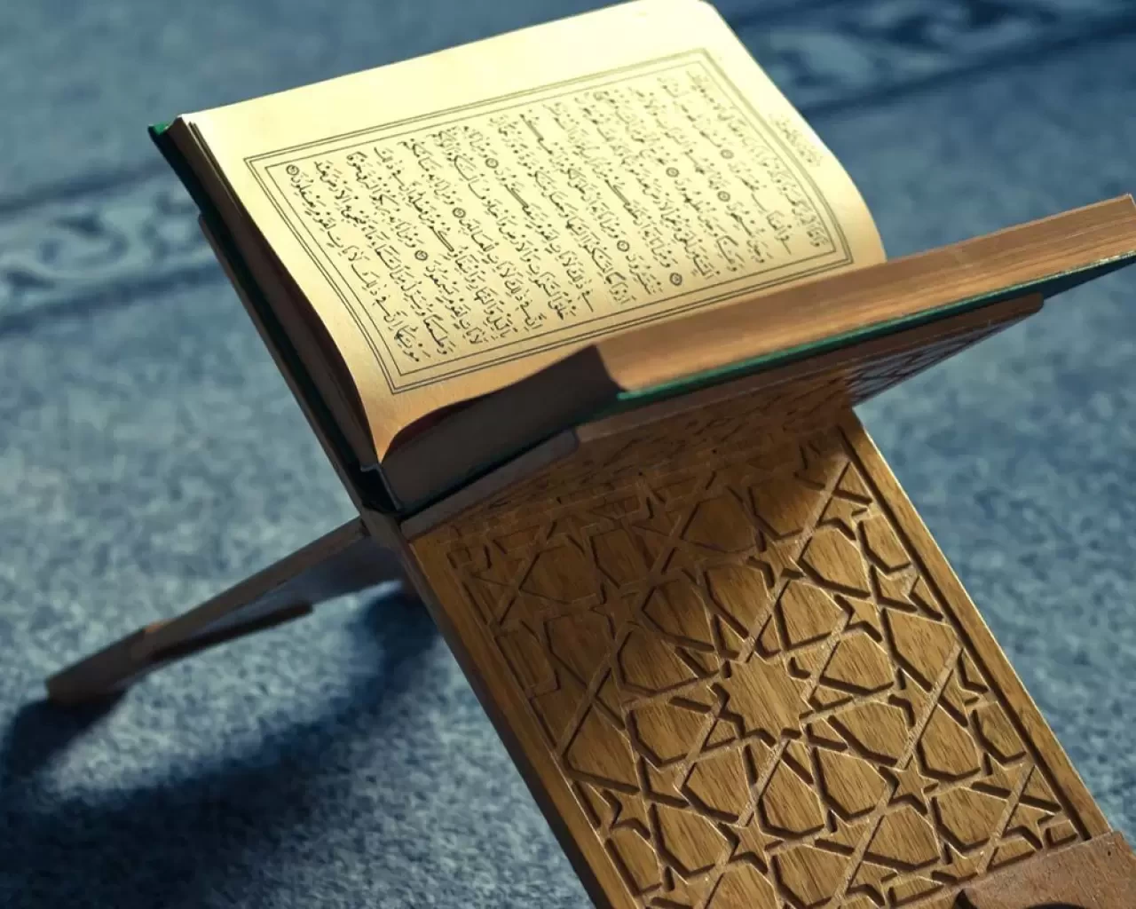 Al-İmran Suresi Konusu ve Mesajları: Neyi Anlatır?