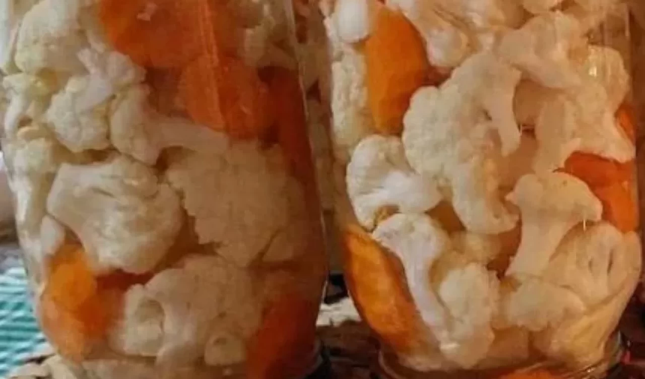 C ve K deposu karnabahar turşusu ile sofralarınıza sağlık katın