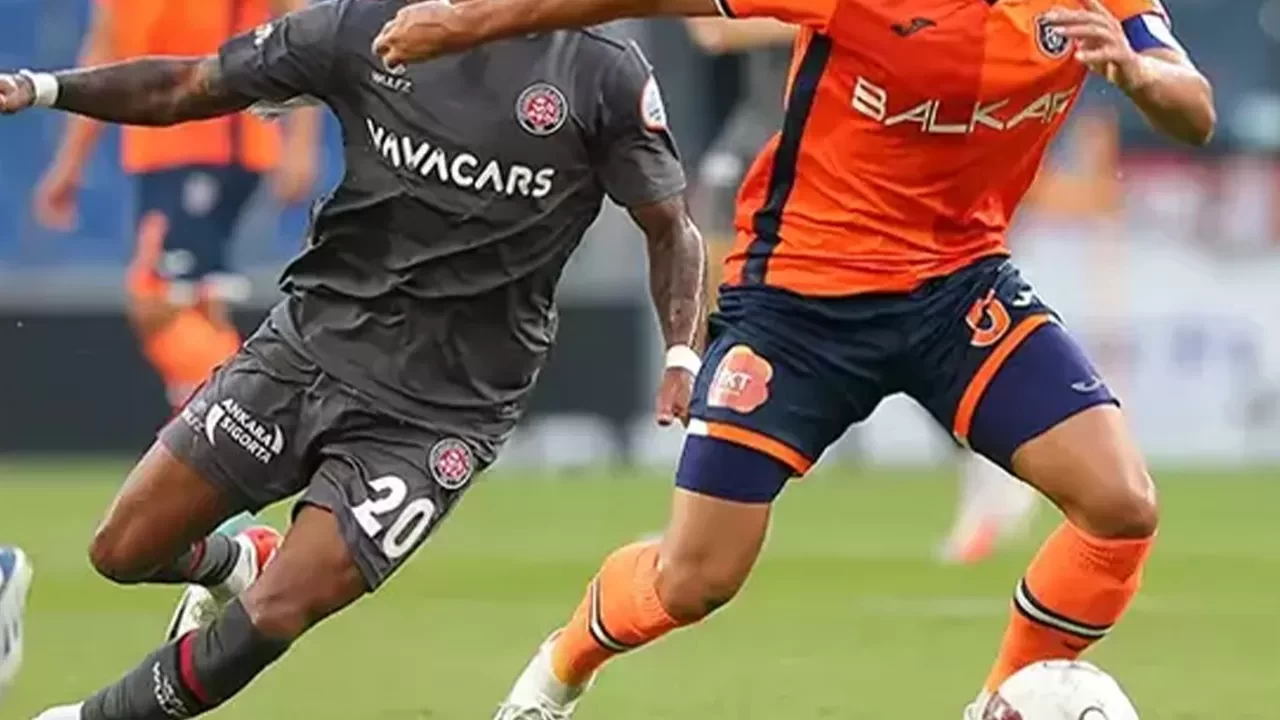 Süper Lig’de Fatih Karagümrük, erteleme maçında Başakşehir’i konuk edecek