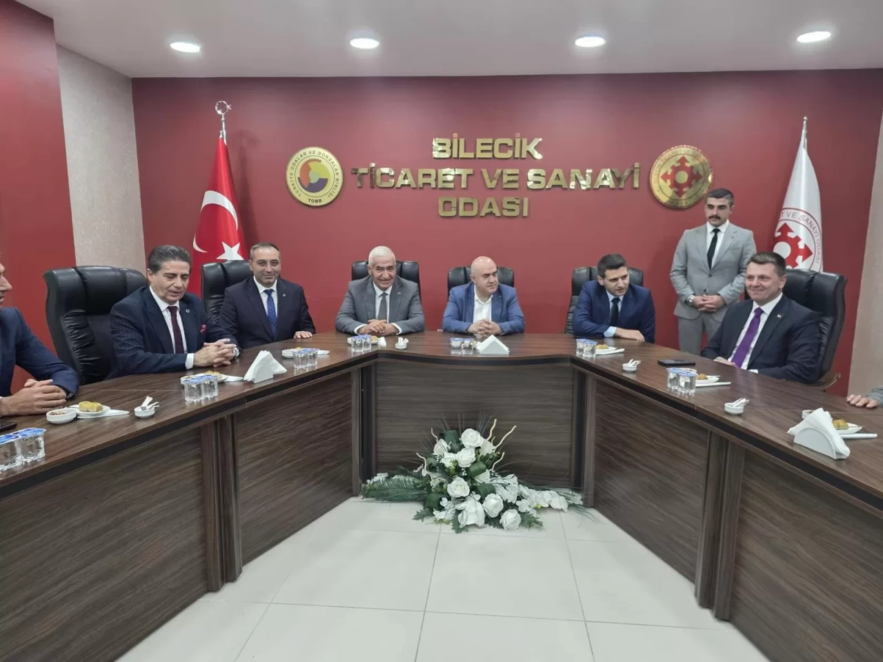 MHP heyeti Bilecik’te ziyaretlerde bulundu