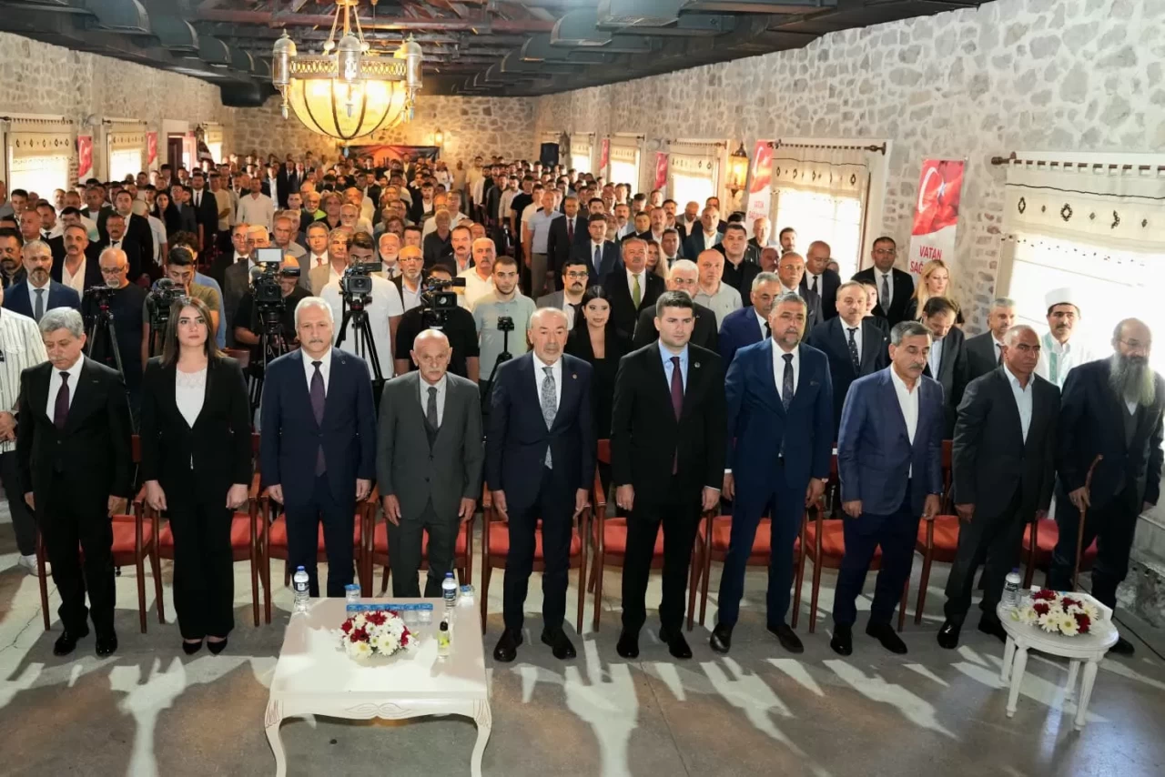 Taş Medreseli Ülkücüler’den 12 Eylül anması: “Zalimlerin zulmü unutulmadı, unutulmayacak!”