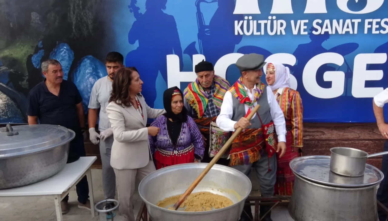 İnsuyu Mağarası 47 yıl sonra Kültür ve Sanat Festivali'ne ev sahipliği yaptı