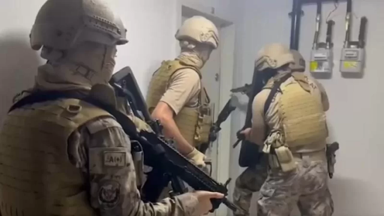 İstanbul'da DEAŞ operasyonu: 19 gözaltı