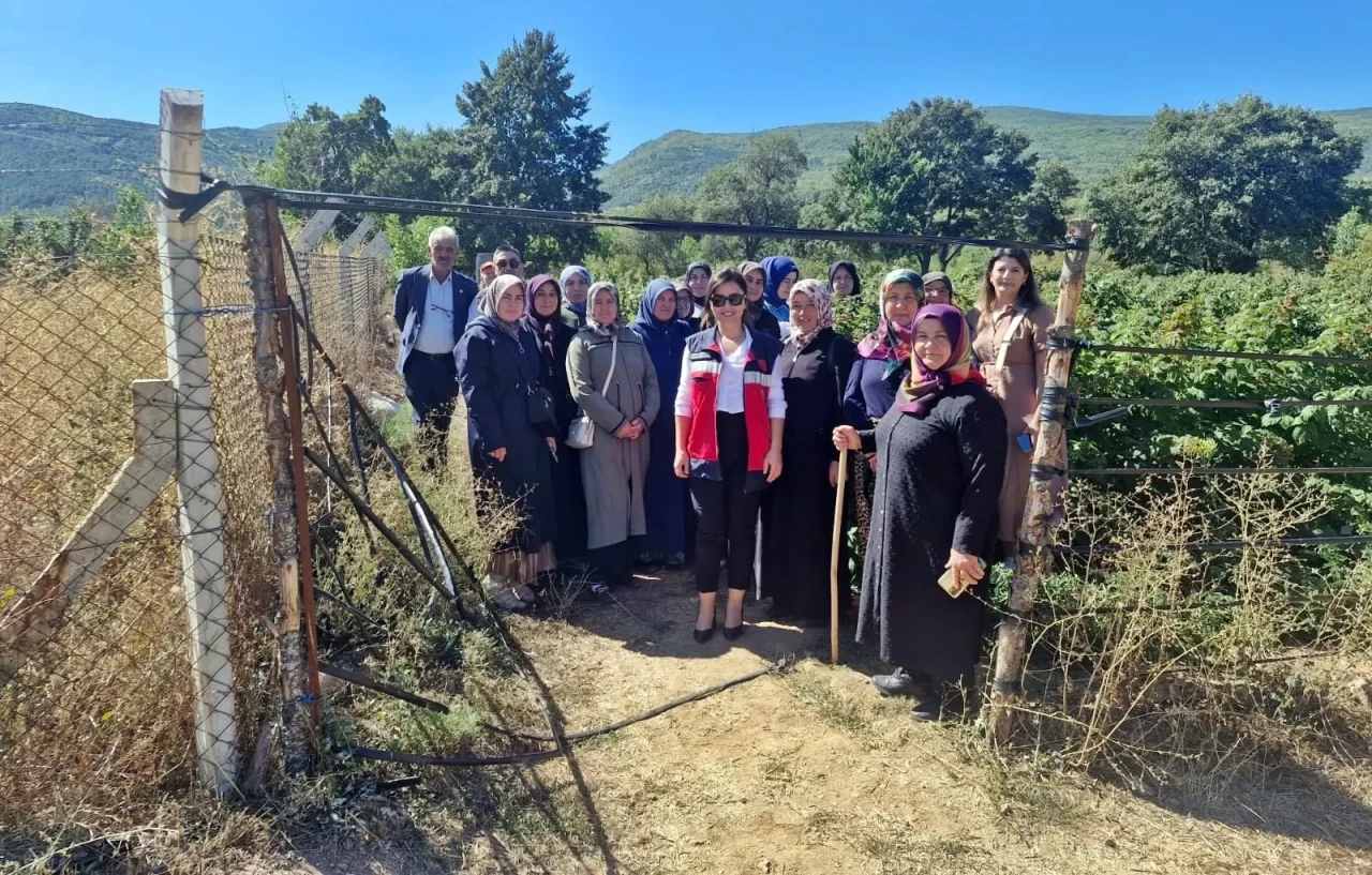 Kütahya'da kadın çiftçiler için teknik gezi düzenlendi