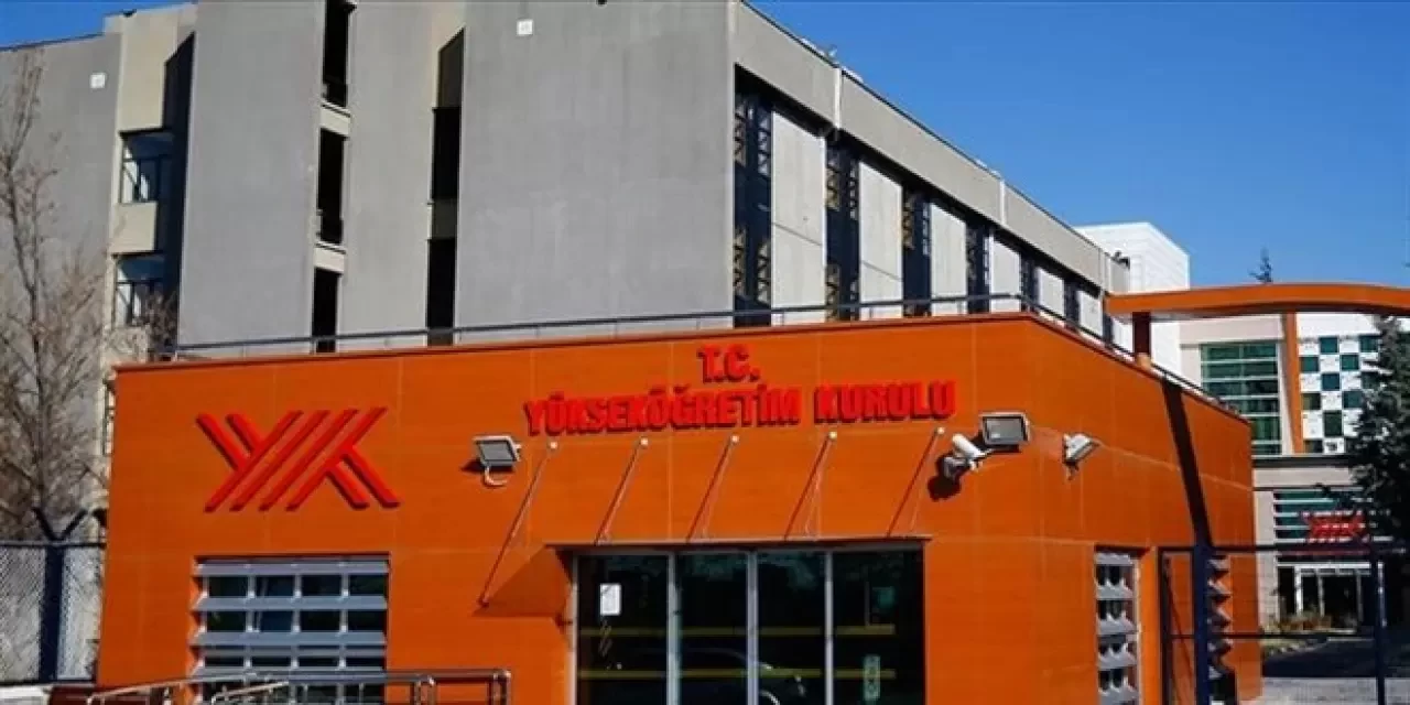 YÖK'ün Veri Analizi Okulu'na başvuru sayısı 135 bini aştı