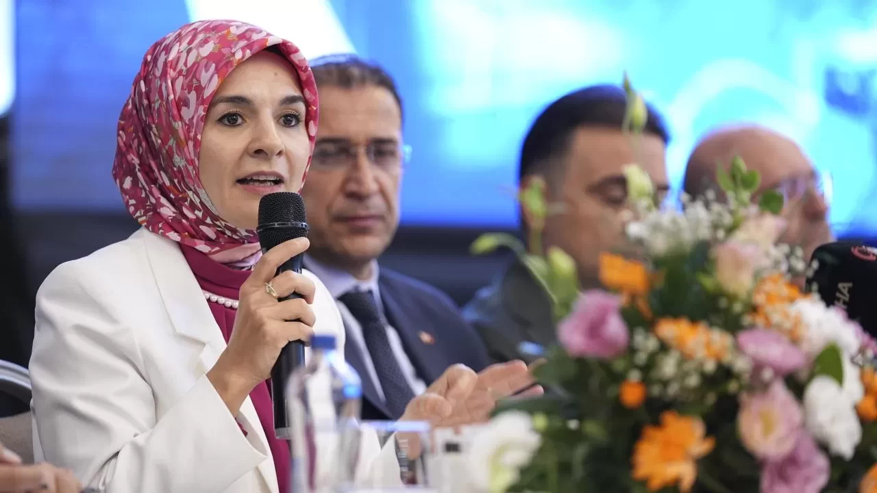 Bakan Göktaş: Ailelerimizin her zaman yanındayız