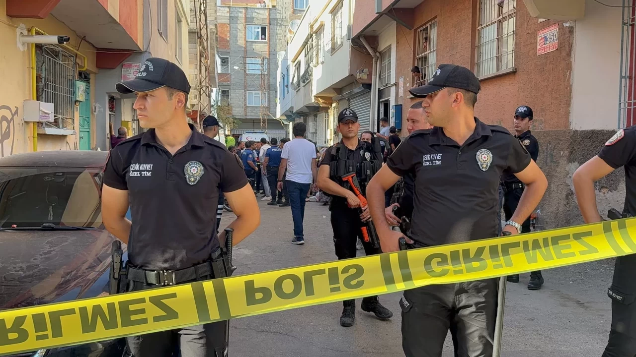 Gaziantep'te dehşet anları: Boşanma aşamasındaki eşini öldüren koca, intihar etti