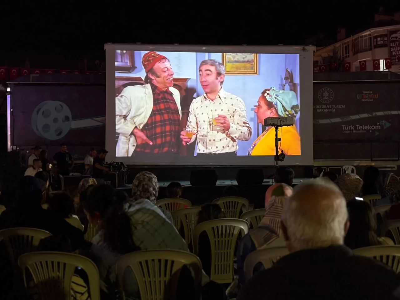 Türkiye Kültür Yolu Festivali kapsamında ‘Sinema Yollarda' tırı Sincan'da