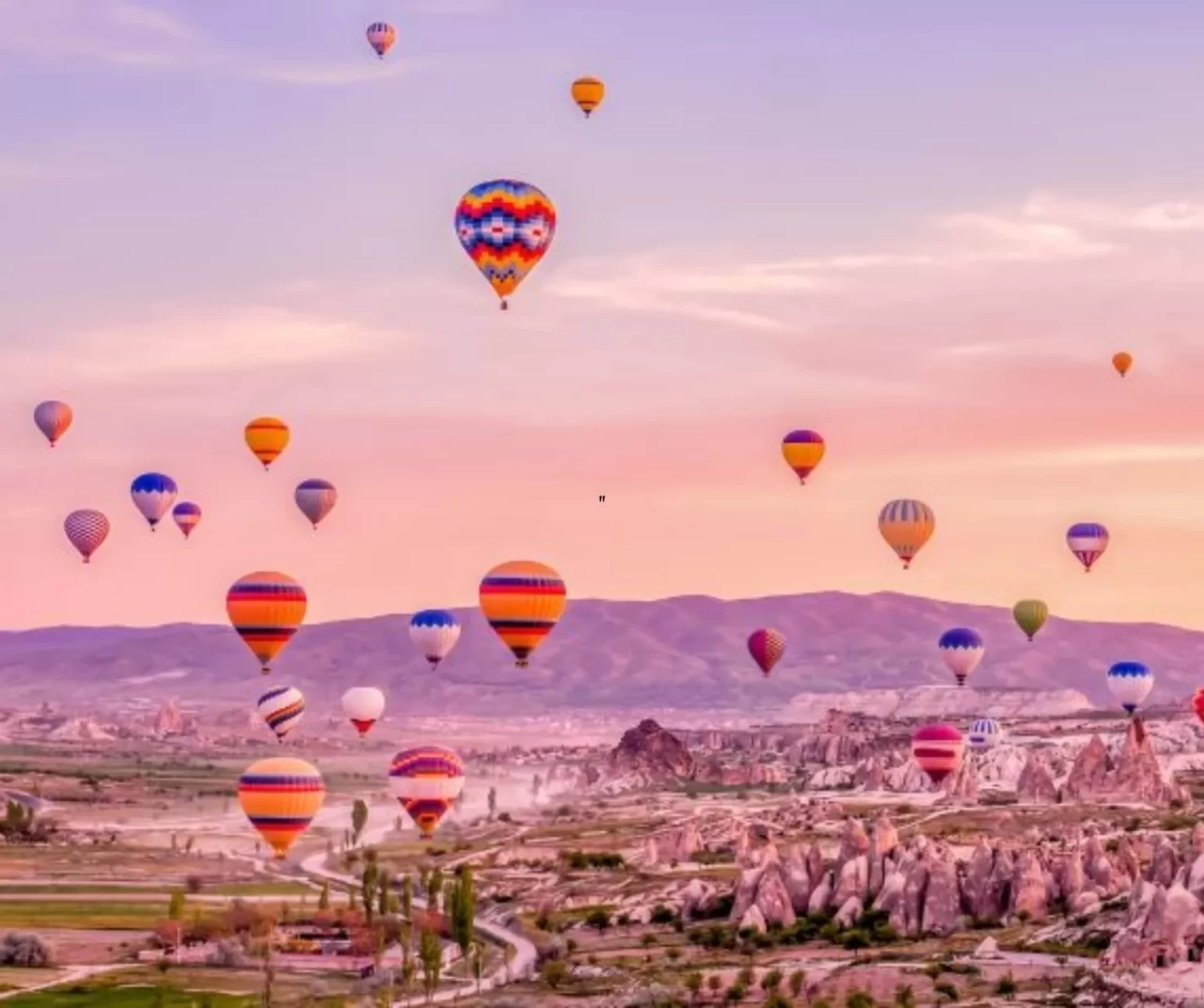 Kapadokya’da balon turları rüzgar nedeniyle iptal edildi