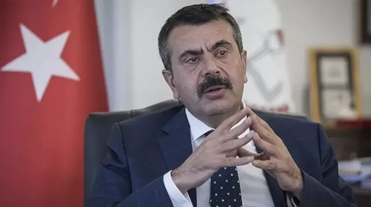 Bakan Tekin'den net mesaj! "Kimse 'kayıt için para istiyorlar' diyemez"