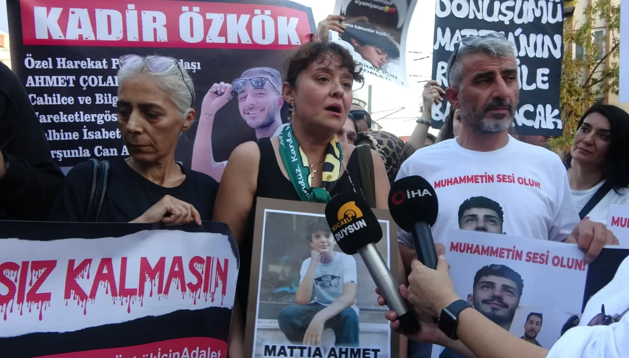 Acılı aileler, kaybettikleri evlatları için yürüdü: Mücadeleye devam edeceğiz