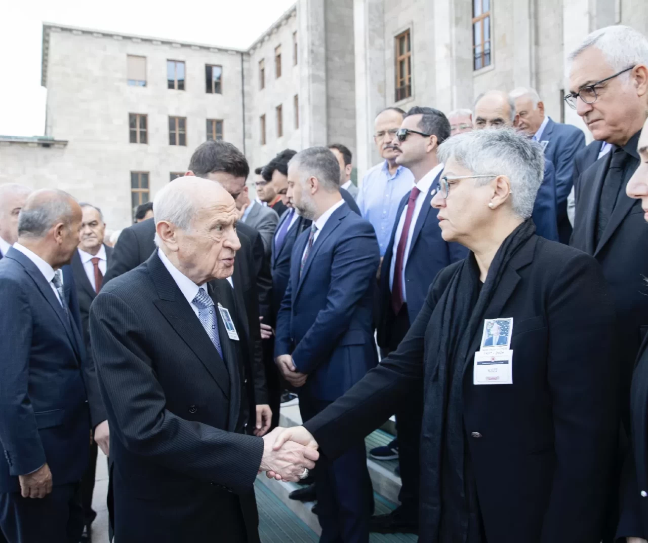 Lider Bahçeli, Eski Bakan Agah Oktay Güner'in cenaze törenine katıldı
