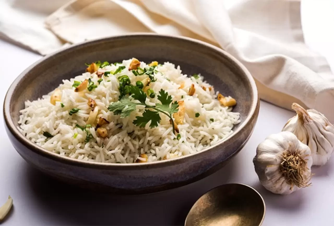 Sarımsaklı Pilav Tarifi: Ev Yapımı Pratik ve Lezzetli Pilav