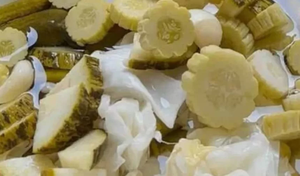 3 günde hazır! Kütür kütür turşu tarifi