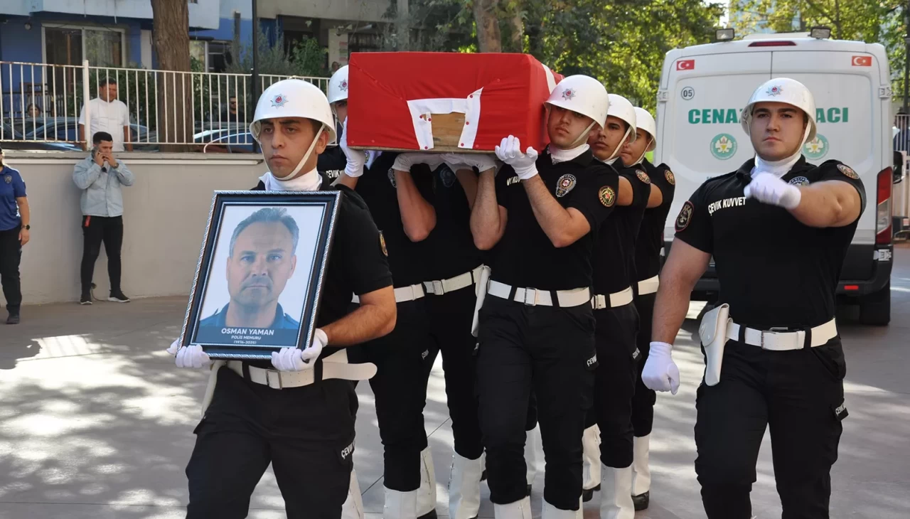 Manisa'daki tır faciasında yaralanan polisten acı haber