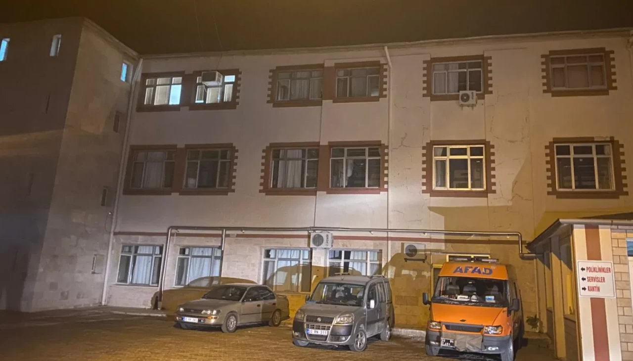 Denizli’de yangın büyüdü! Evler, mahalleler, hastaneler tahliye edildi