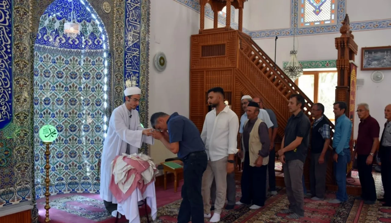 Sakarya’da Sakal-ı Şerif’e yoğun ilgi