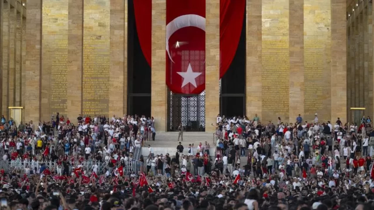Anıtkabir 30 Ağustos'ta 630 bini aşkın ziyaretçiyi ağırladı