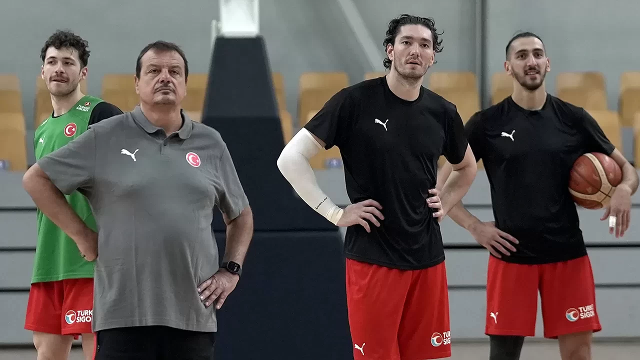 A Milli Basketbol Takımı, Polonya maçı öncesi hazırlıklarını tamamladı