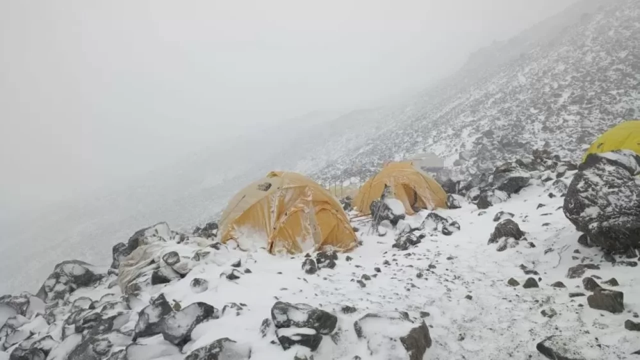 Ağrı Dağı’nda tırmanışa tipi engeli