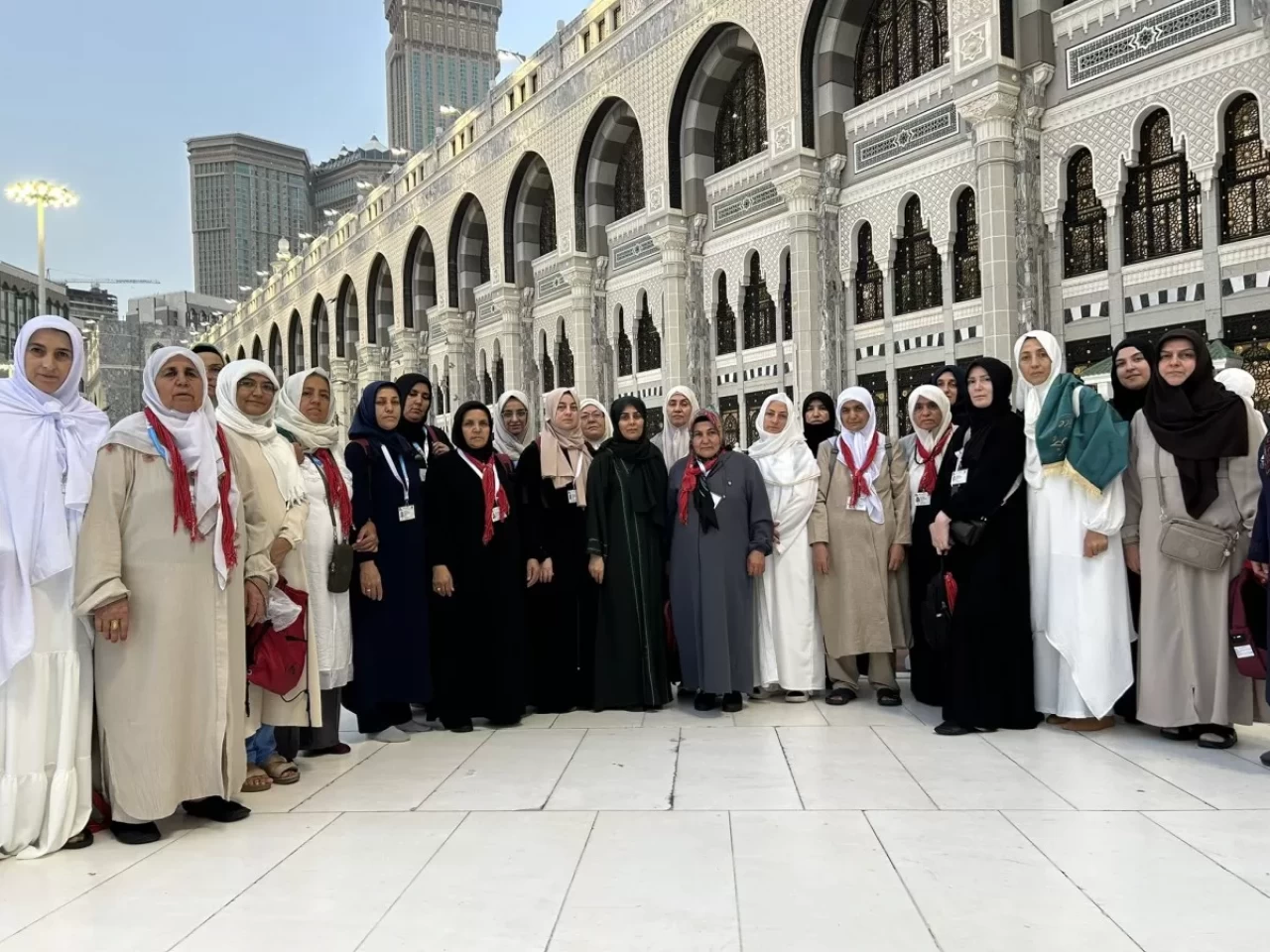 Bakan Yerlikaya: Şehitlerimizin emanetleri dualarla yurda döndü