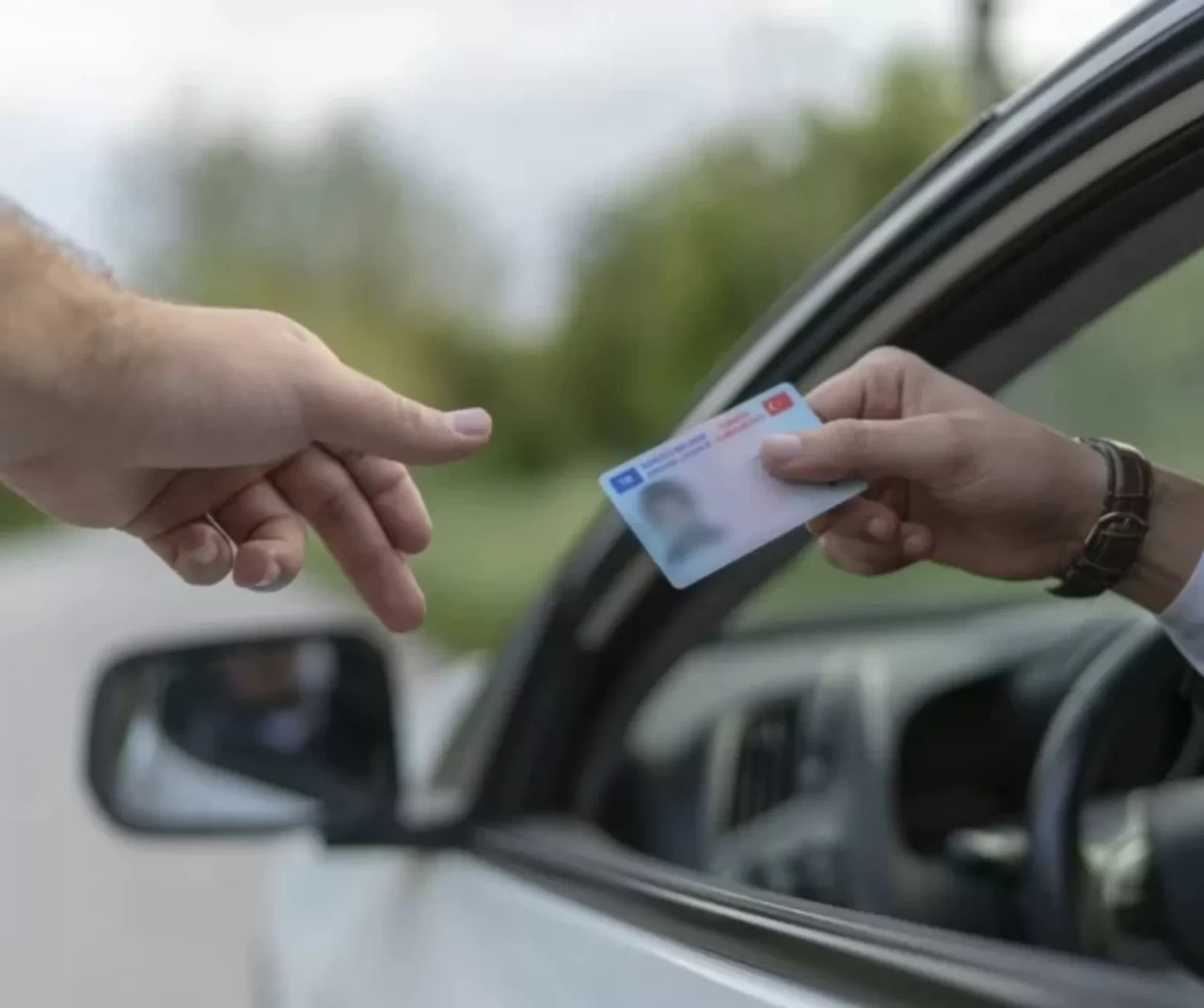 Çanakkale’de trafik tartışması: Sürücünün ehliyetine doktor raporu gelene kadar el konuldu