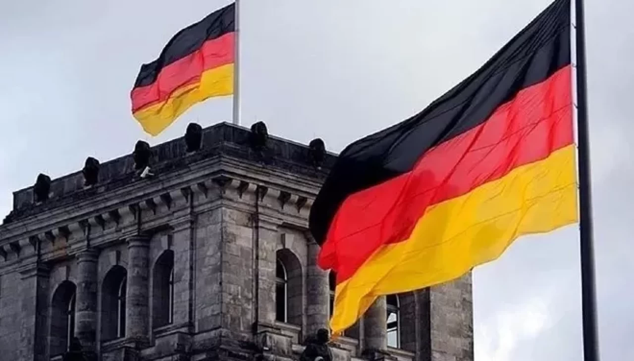 Almanya’dan ekonomi uyarısı: Yıl sonuna kadar belirgin ivme beklenmiyor