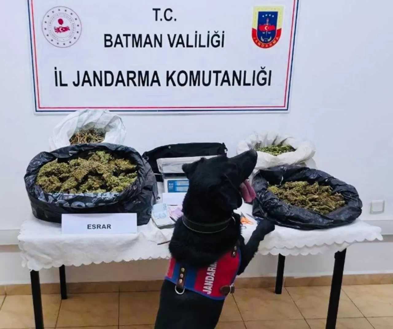 Batman'da uyuşturucu operasyonu!