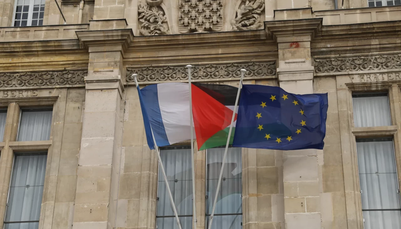 Fransa’da 86 belediye İçişleri Bakanlığı uyarısını hiçe saydı! Filistin bayrağı göndere çekildi