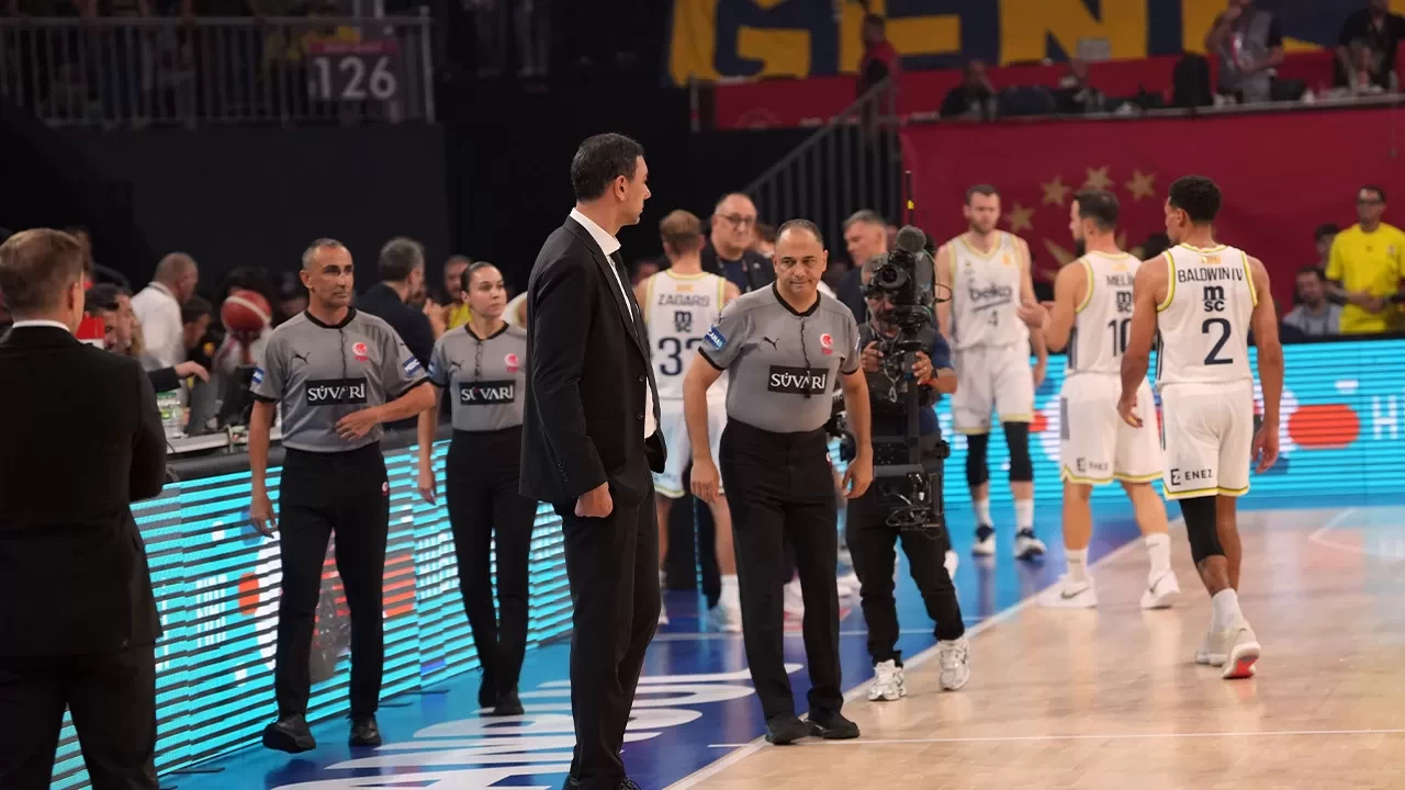 Fenerbahçe ve Beşiktaş’a Cumhurbaşkanlığı Kupası olayları sonrası 320’şer bin TL ceza