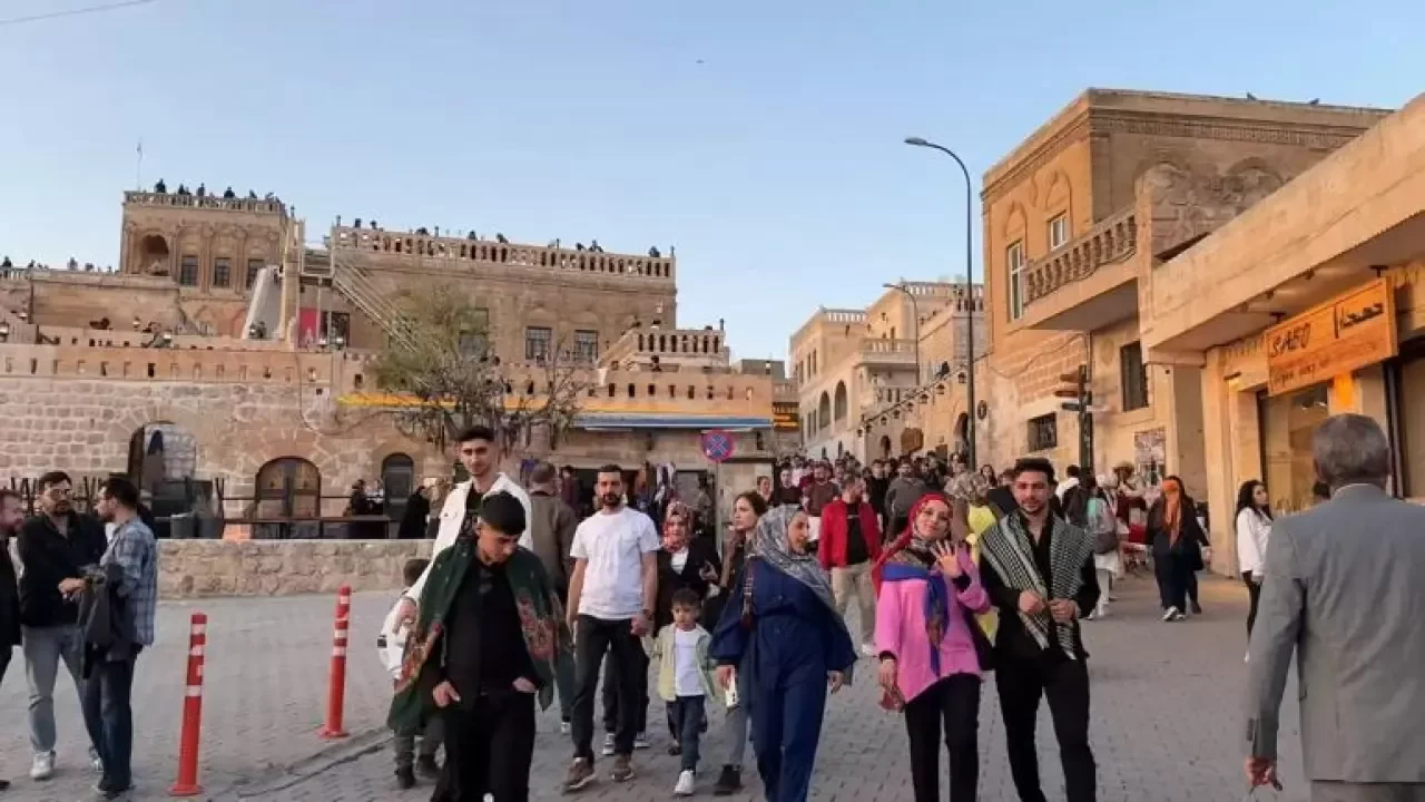 Mardin'de, 'Uzak Şehir' bereketi...9 ayda 3 milyon turist ziyaret etti
