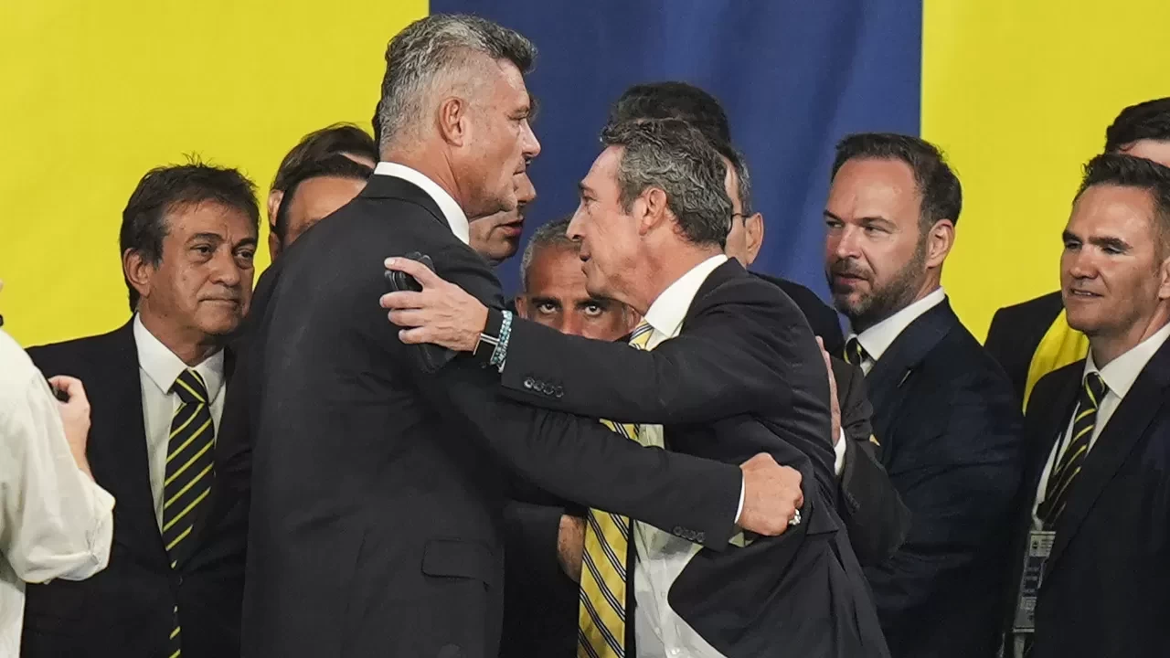 Fenerbahçe’nin 38. Başkanı Sadettin Saran: "İnşallah şampiyonluk kupasını 3 başkan beraber kaldırırız"