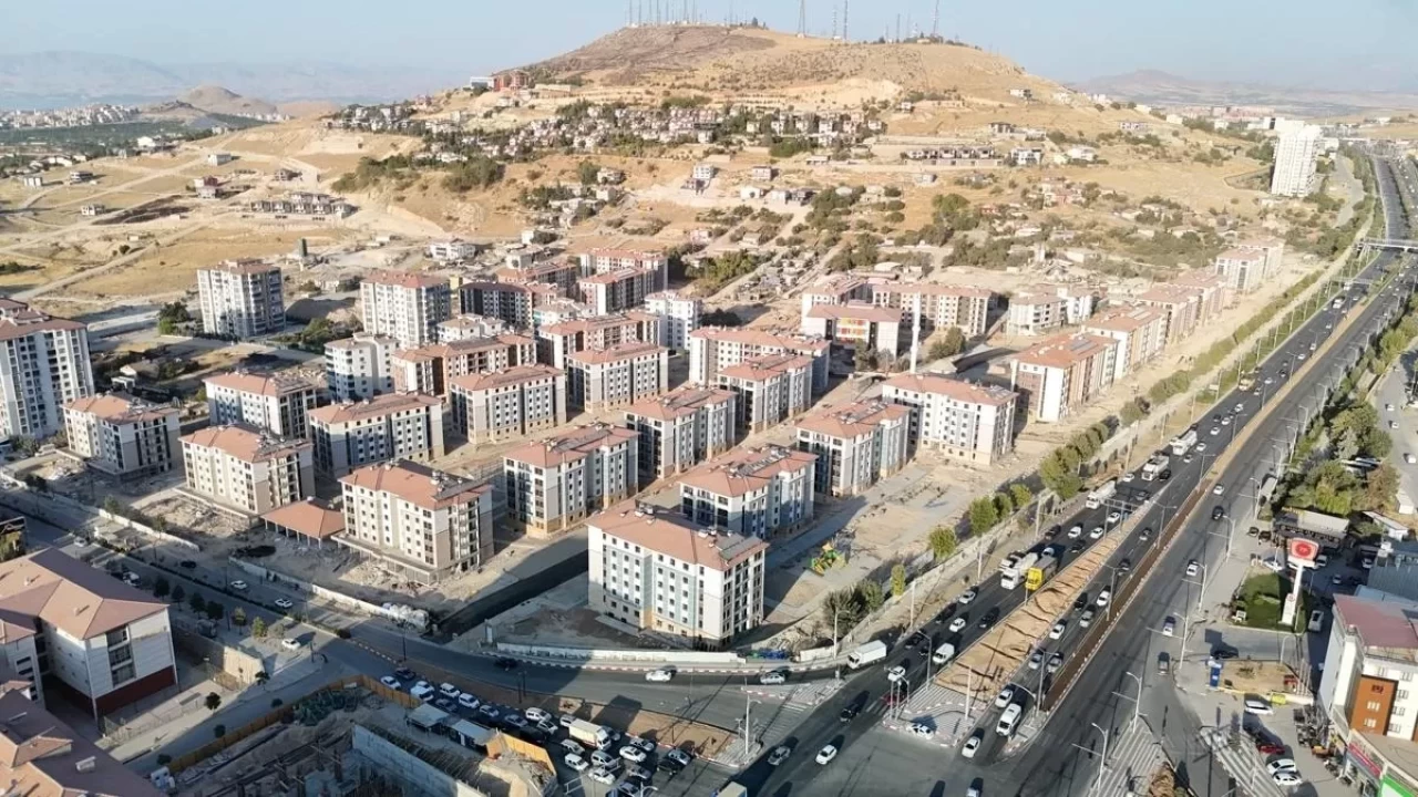 Asrın inşa hamlesi: 452 bin konut sahiplerine kavuşuyor