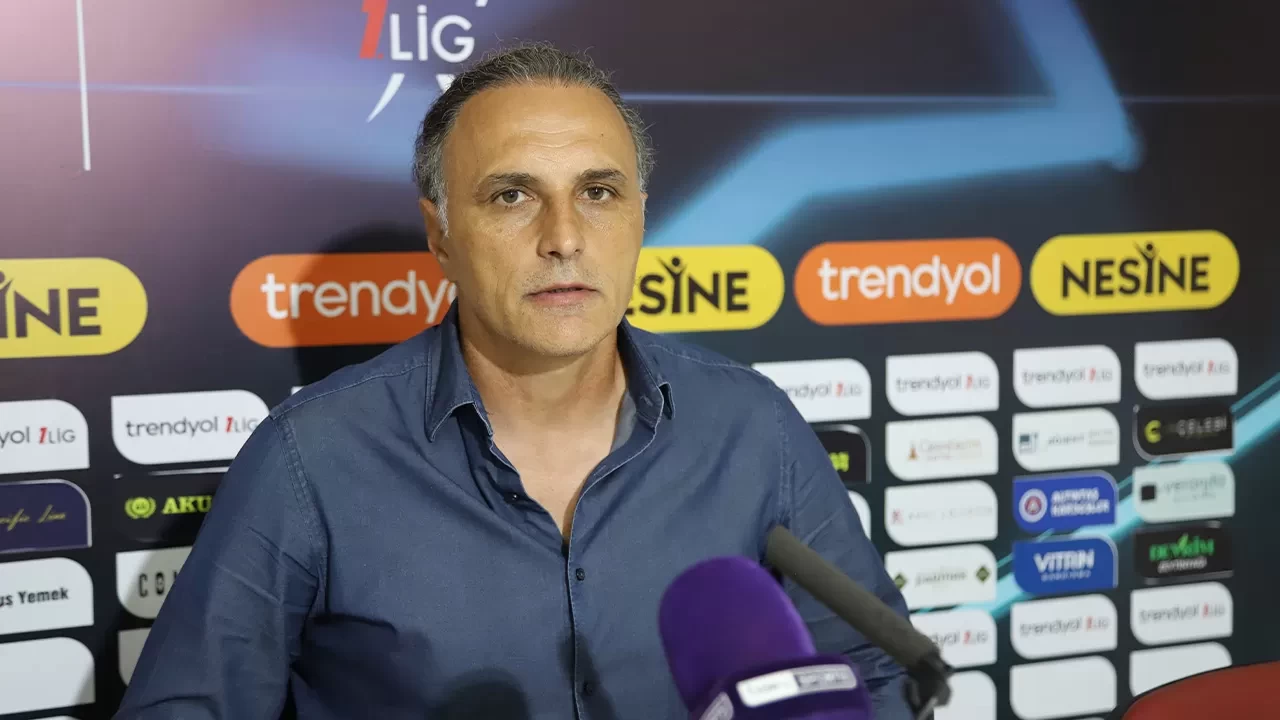 Bandırmaspor Teknik Direktörü Mustafa Gürsel: "Biz şu anda düştük fakat kalkmasını da biliriz"