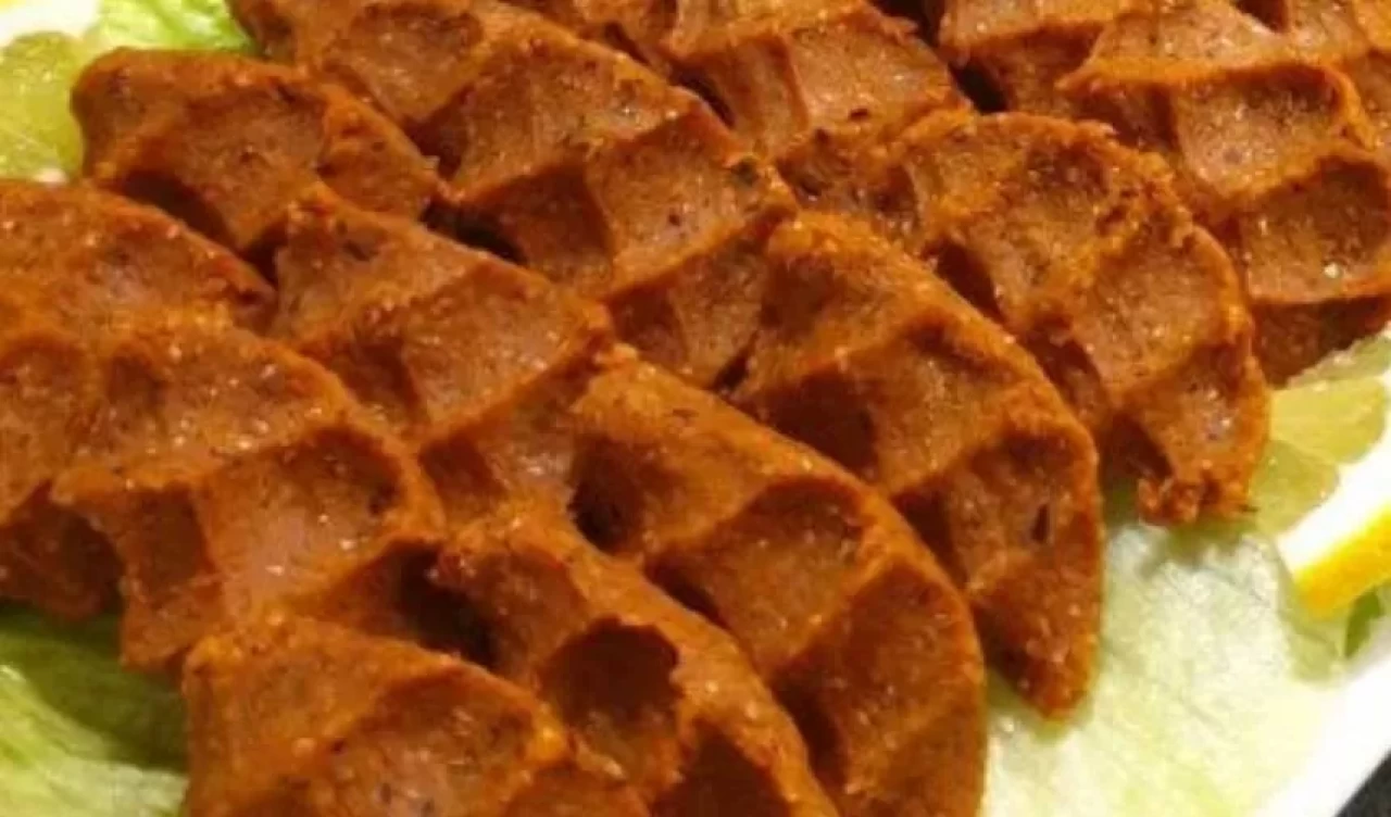 Çiğ köfte için malzemeler nelerdir?