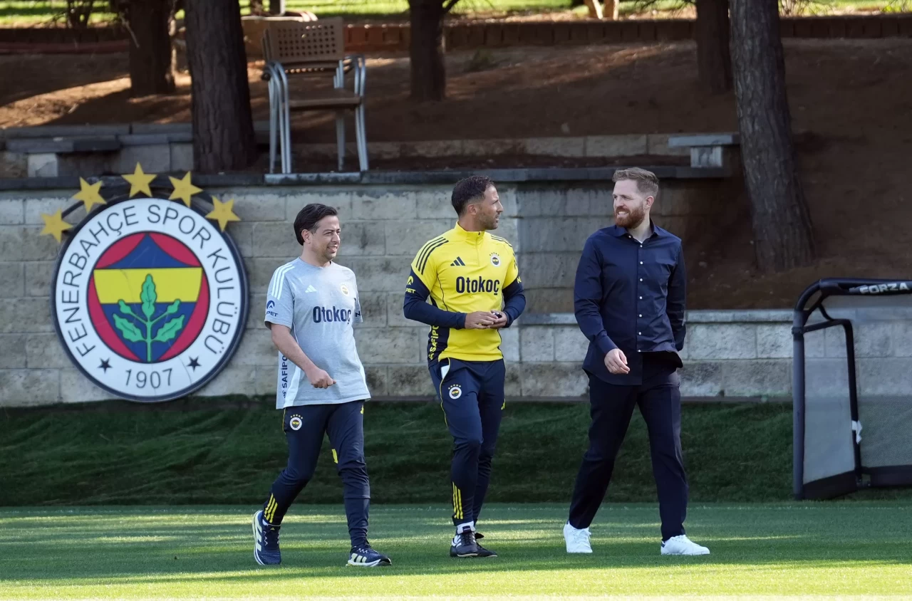 Tedesco, Fenerbahçe'nin başında ilk antrenmanına çıktı