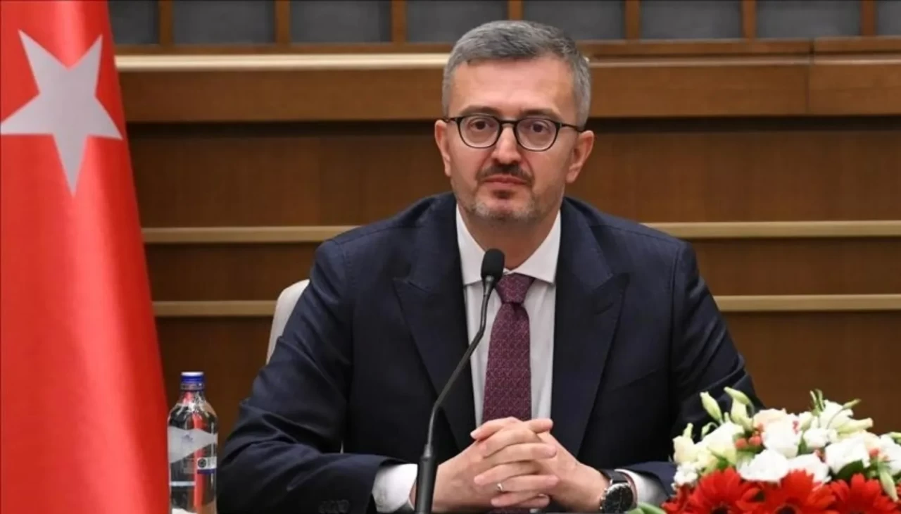 Erdoğan’ın diplomasi hamleleri Özgür Özel'i rahatsız etti! İletişim Başkanı Duran'dan tepki gecikmedi