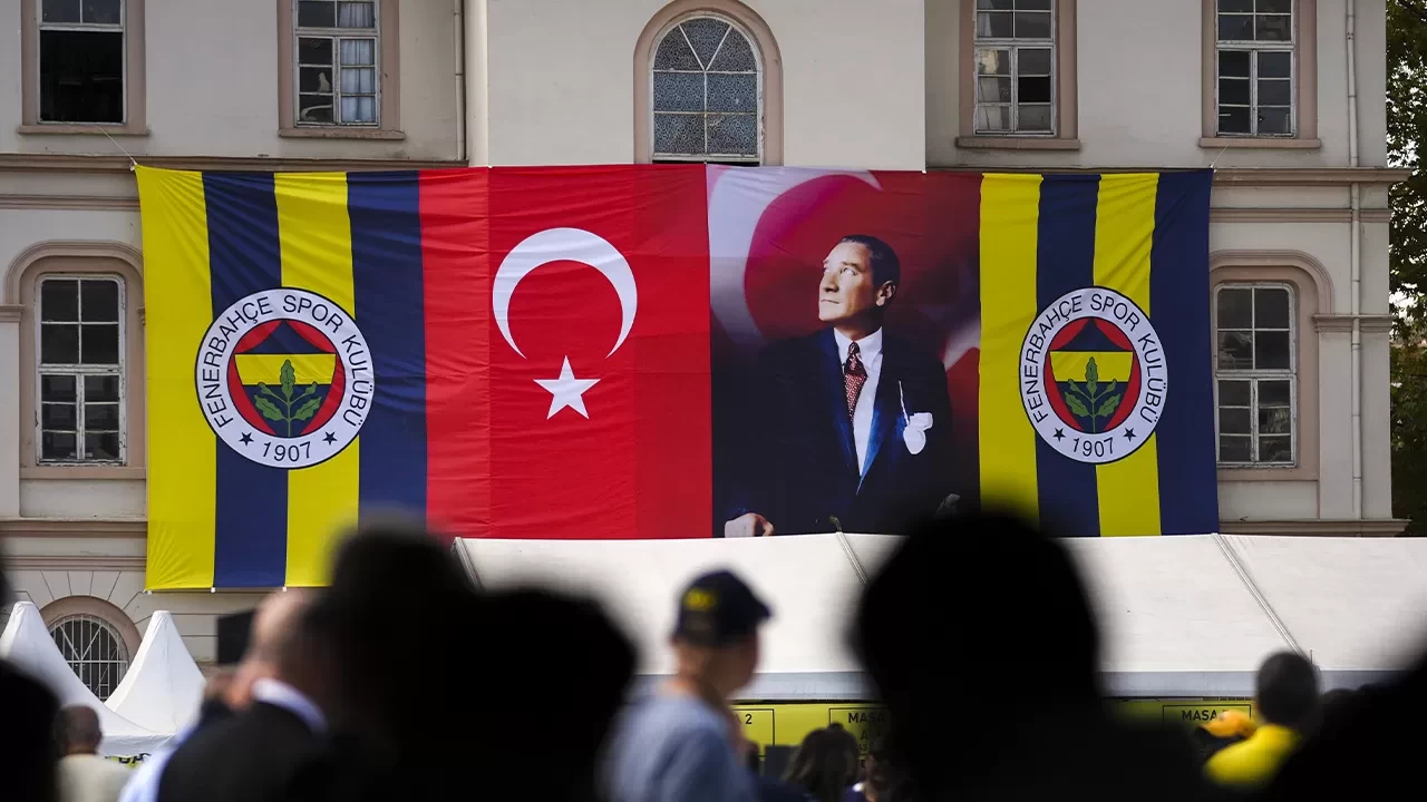 Fenerbahçe'de 7 yıllık Ali Koç dönemi sona erdi: Yeni başkan Sadettin Saran!