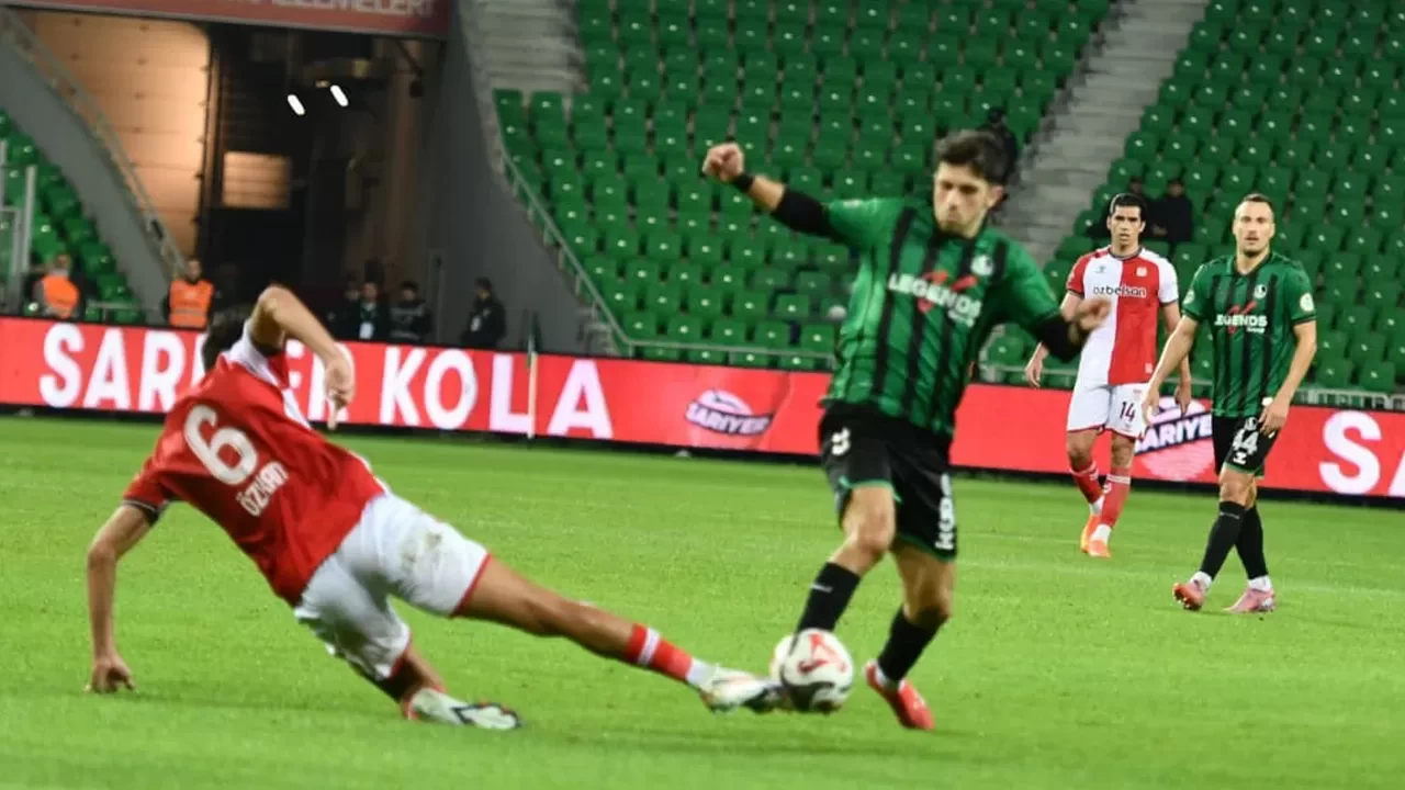 Sakarya'da gol sesi çıkmadı | 1. Lig'de Sakaryaspor 0-0 Sivasspor