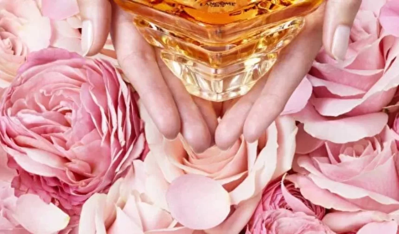 Erkeklerin favori kadın parfümleri! Hangi kokular daha çok beğeniliyor?