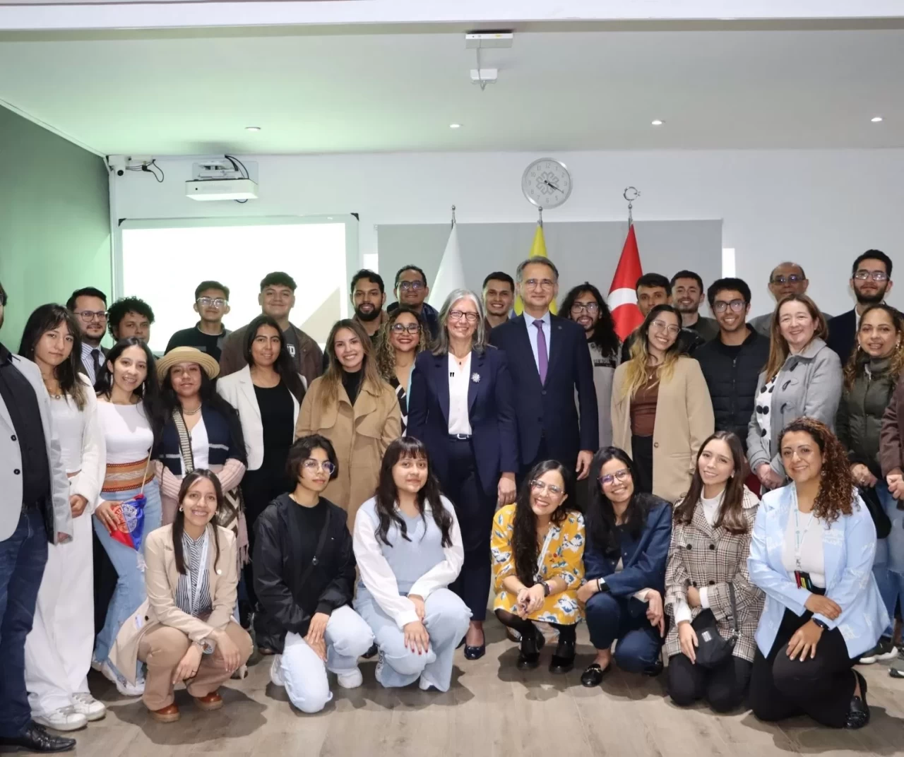 Kolombiya'da Türkiye Bursları Tanıtım Etkinliği düzenlendi