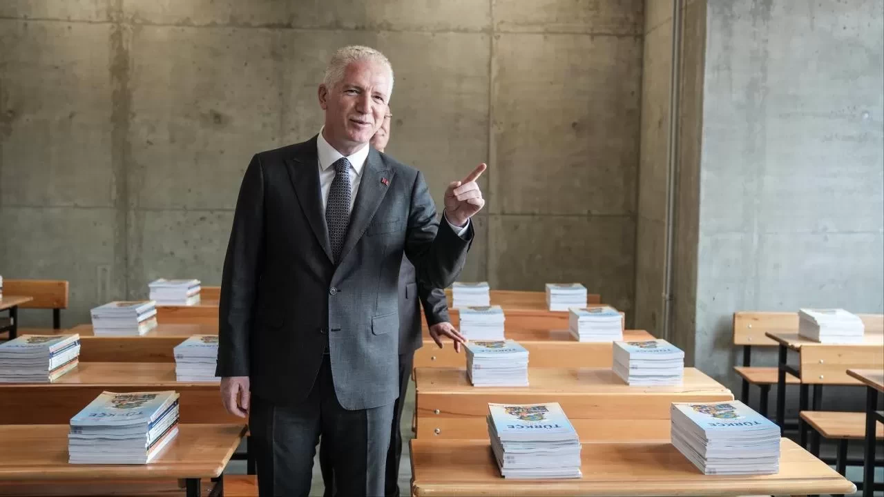 İstanbul Valisi Gül: 'İstanbul'da eğitim veren tüm okullarımız depreme dayanıklı'