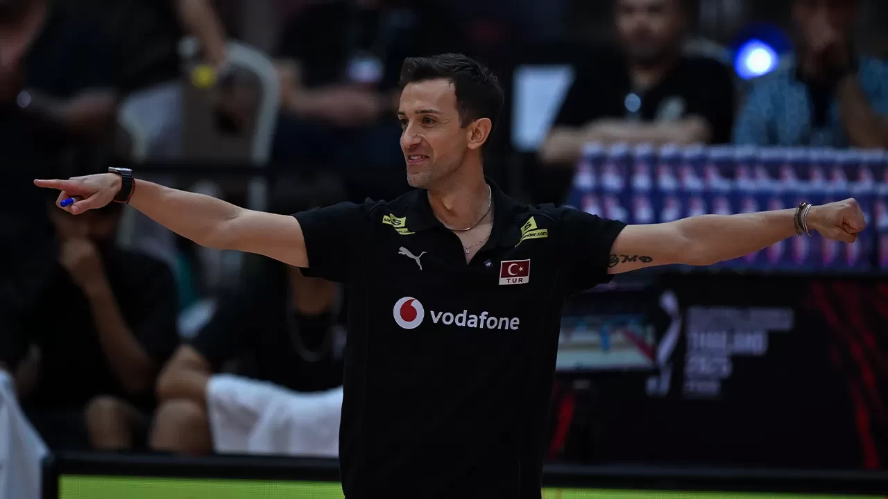 A Milli Kadın Voleybol Takımı Başantrenörü Daniele Santarelli: "ABD’yi yenebileceğimizi biliyoruz"