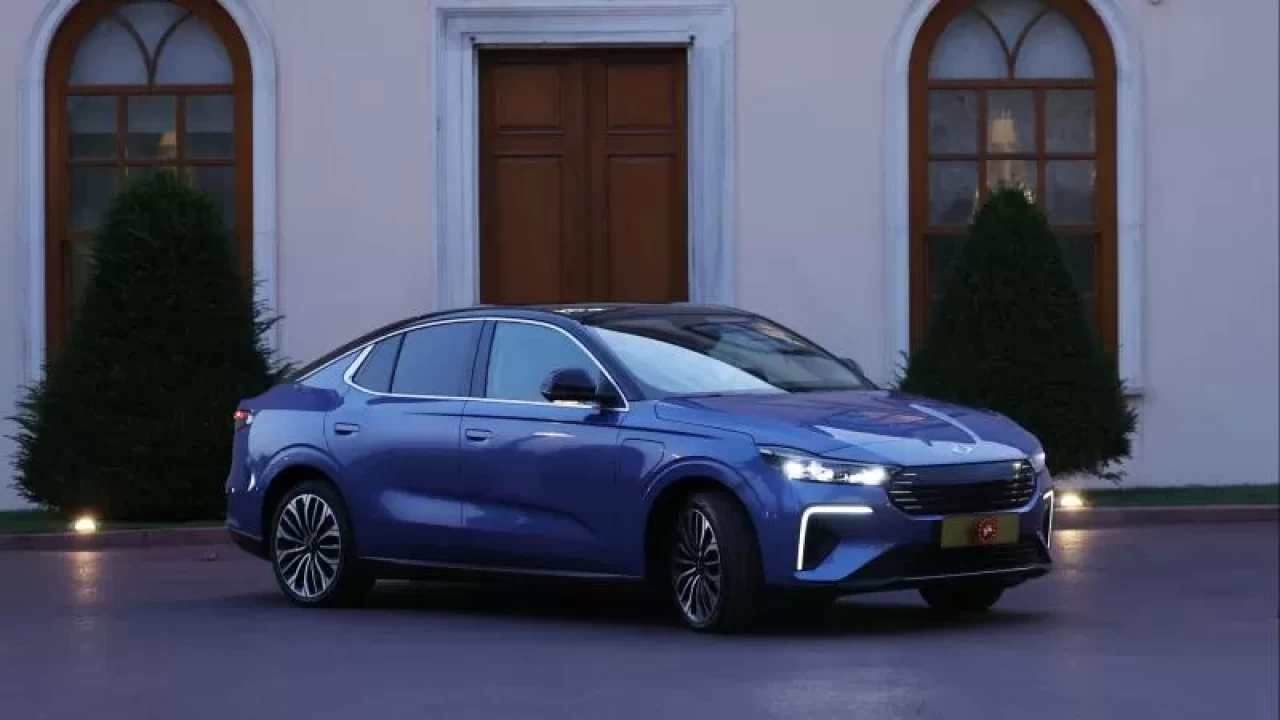 Togg yeni tasarımının rengini 'Mardin'den ilham aldı