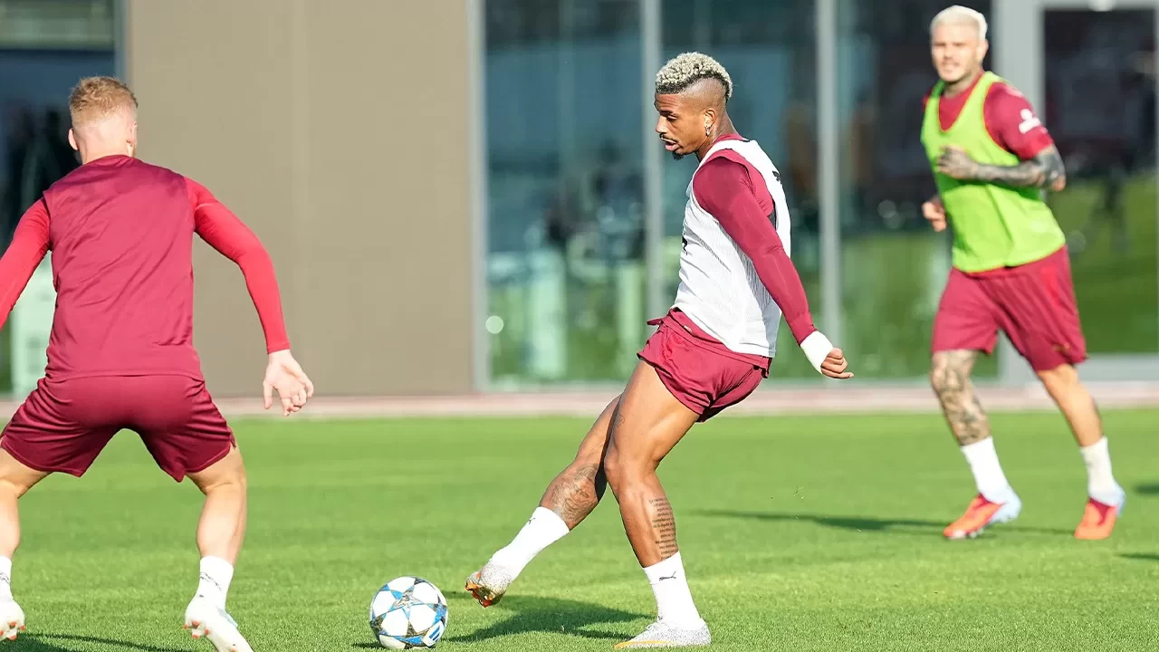 Galatasaray, Eintracht Frankfurt maçı hazırlıklarına başladı