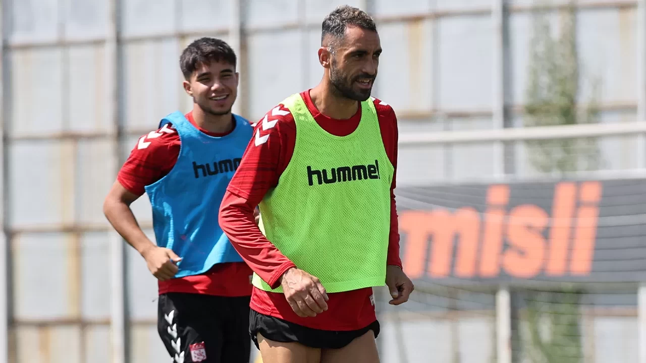 Sivasspor, Sarıyer maçı hazırlıklarını sürdürdü